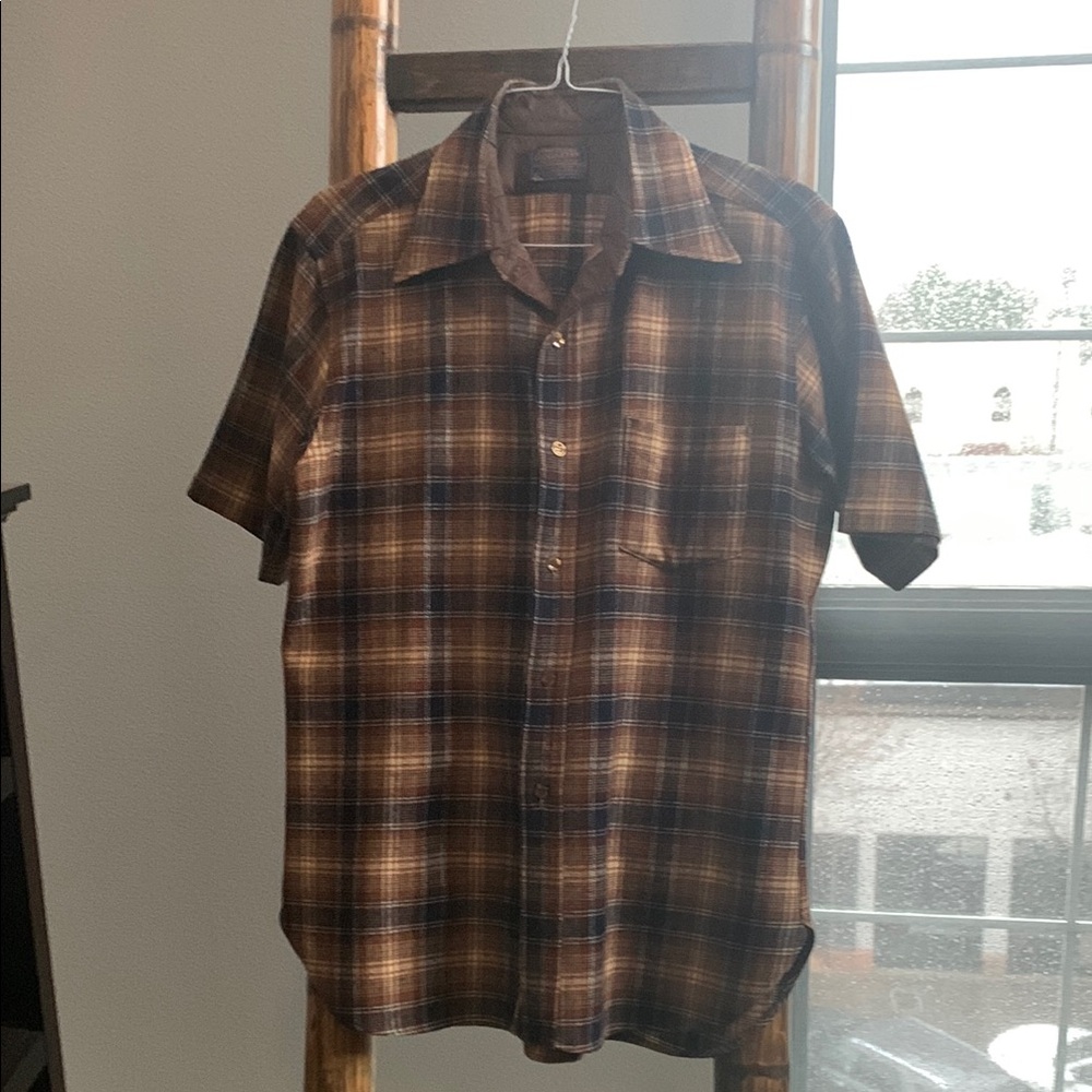 Pendleton Brown and Blue Casual Button Down Shirt. Rare short sleeve